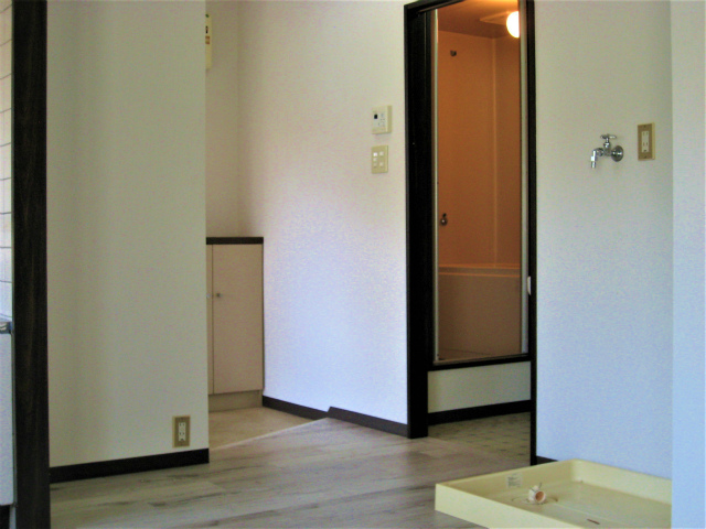 ���ցE����n?��